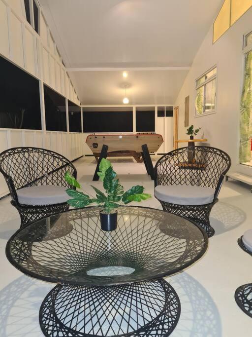 Taharu'U Guest House By The Beach Papara Екстер'єр фото