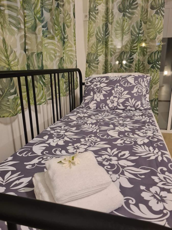 Taharu'U Guest House By The Beach Papara Екстер'єр фото